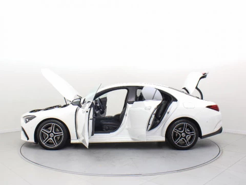 Mercedes-Benz CLA 220D