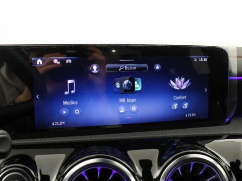 Mercedes-Benz CLA 220D