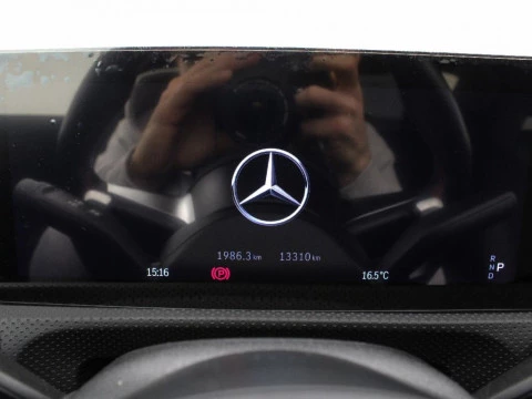 Mercedes-Benz CLA 220D