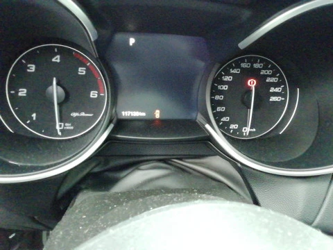 Alfa Romeo Stelvio 2.2 Diésel 140kW (190CV) Sprint+ Q4