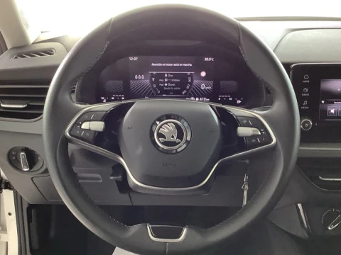 Skoda Kamiq SKODA Essence 1,0 (115 CV) Manual 6 vel