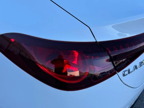 Mercedes-Benz CLA  250+ con tecnologia EQ