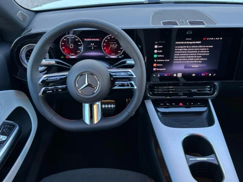 Mercedes-Benz CLA  250+ con tecnologia EQ