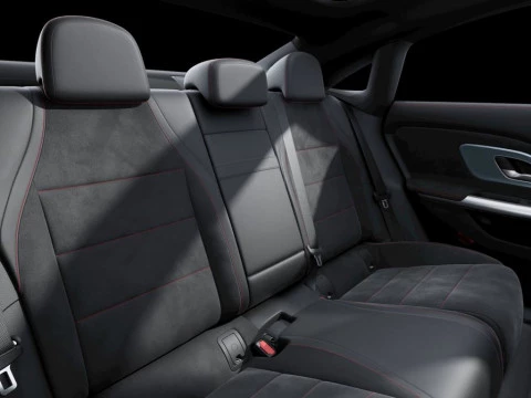 Mercedes-Benz CLA 250+ con tecnología EQ