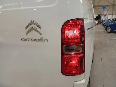 Citroën Jumpy Talla M BlueHDi 100 S&S 6v Control