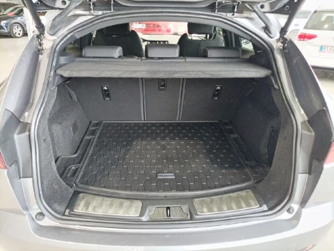 Jaguar E-Pace 2.0D I4 163 PS AWD Auto MHEV R-Dynamic S