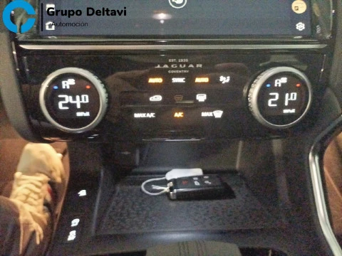 Jaguar E-Pace 2.0D I4 163 PS AWD Auto MHEV R-Dynamic S