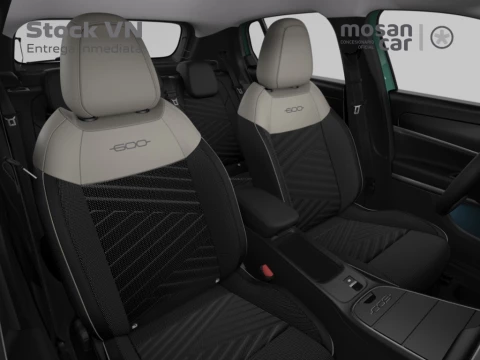 Fiat 600 600 Icon MHEV 1.2 81kW (110CV) DDCT