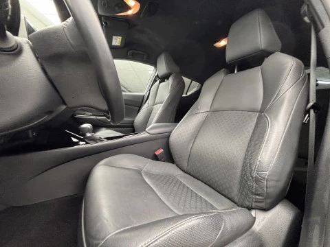 Toyota C-HR 2.0 180H Advance