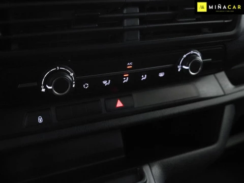 Peugeot Expert Combi BlueHDi 180 S&S Long EAT8 132 kW (180 CV)