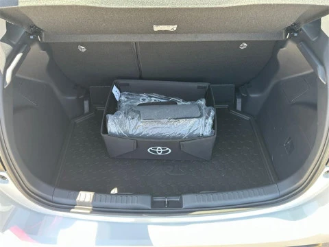 Toyota Yaris 120H 1.5 Active Plus