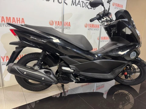 Honda PCX 125 NEGRO