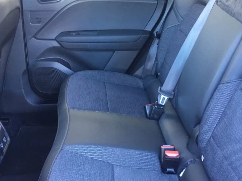 Renault Captur   TCe Techno 67kW