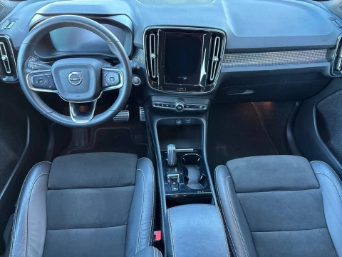 Volvo XC40 1.5 T4 Twin Recharge R-Design Auto
