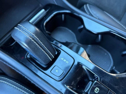Volvo XC40 1.5 T4 Twin Recharge R-Design Auto