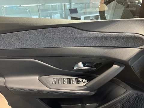 Peugeot 408 408 Allure HYBRID 145 eDCS6