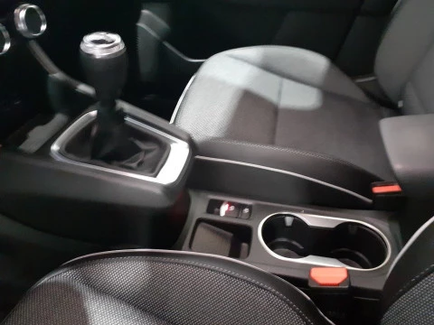 Renault Captur   TCe Zen 67kW