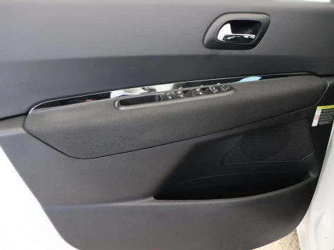 Peugeot 5008 1.2 PURETECH 96KW S&S STYLE 5P 7 PLAZAS