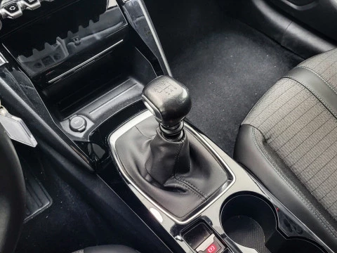 Peugeot 208 PureTech 73kW (100CV) Allure