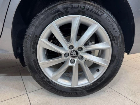 Skoda Kamiq 1.0 TSI Selection 85 kW (115 CV)