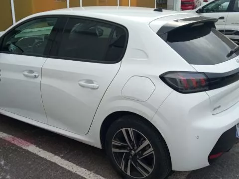 Peugeot 208 PureTech 73kW (100CV) Allure Peugeot 208 PureTech 73kW (100CV) Allure