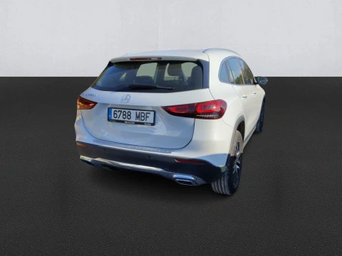 Mercedes-Benz GLA GLA 200 D