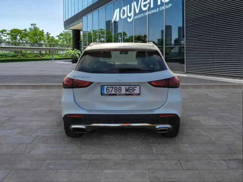 Mercedes-Benz GLA GLA 200 D