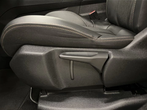 Peugeot 5008 PureTech 130 SANDS GT 96 kW (130 CV)