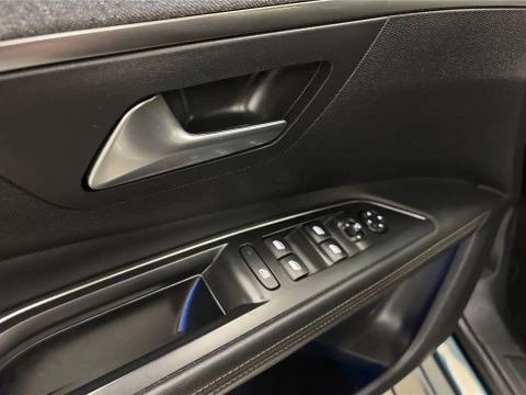 Peugeot 5008 PureTech 130 SANDS GT 96 kW (130 CV)