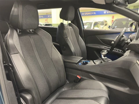 Peugeot 5008 PureTech 130 SANDS GT 96 kW (130 CV)