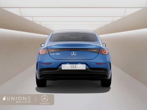 Mercedes-Benz Clase CLA  180 con tecnología híbrida