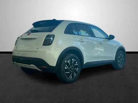 Fiat 600 600e RED 54kwh 115kw (156cv)