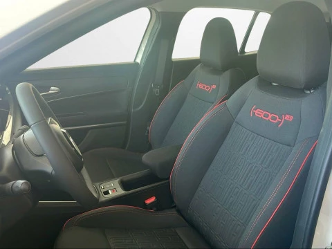 Fiat 600 600e RED 54kwh 115kw (156cv)