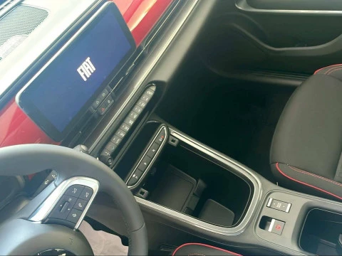 Fiat 600 600e RED 54kwh 115kw (156cv)