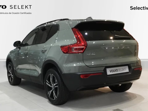 Volvo XC40 XC40 PLUS B3 MILD HYBRID GASOLINA