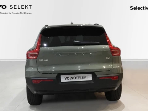 Volvo XC40 XC40 PLUS B3 MILD HYBRID GASOLINA