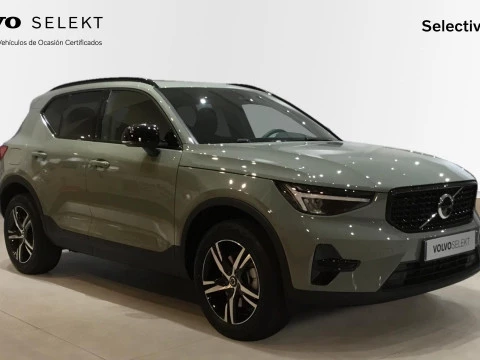 Volvo XC40 XC40 PLUS B3 MILD HYBRID GASOLINA