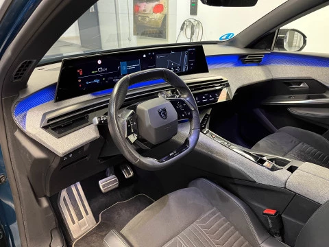 Peugeot 3008 GT Eléctrico 157kW