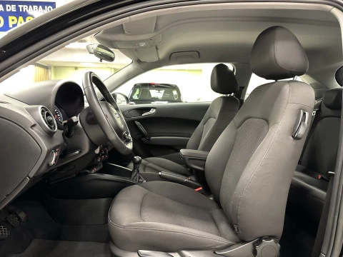 Audi A1 Attraction 1.2 TFSI 63 kW (86 CV)