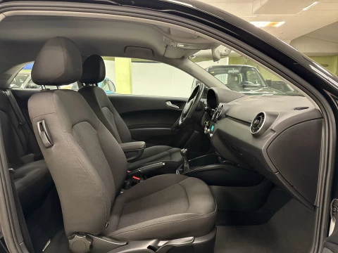 Audi A1 Attraction 1.2 TFSI 63 kW (86 CV)