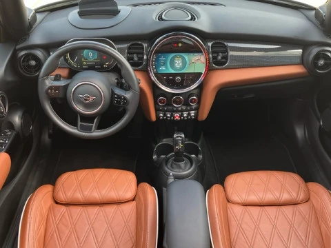 MINI Cabrio S 131 kW (178 CV)