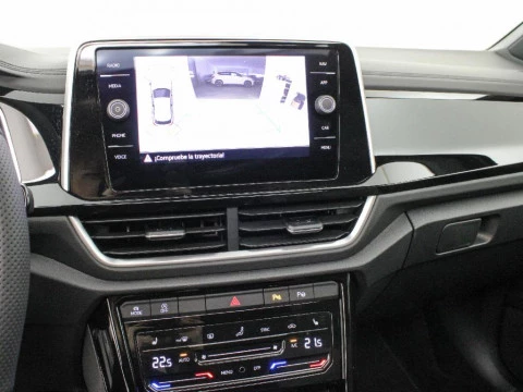 Volkswagen T-Roc 1.5 TSI DSG R-LINE 150CV 5P