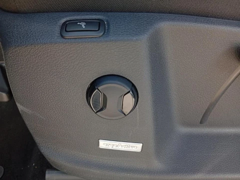 Volkswagen Touran ``Mas`` 2.0 TDI 110 kW (150 CV) DSG