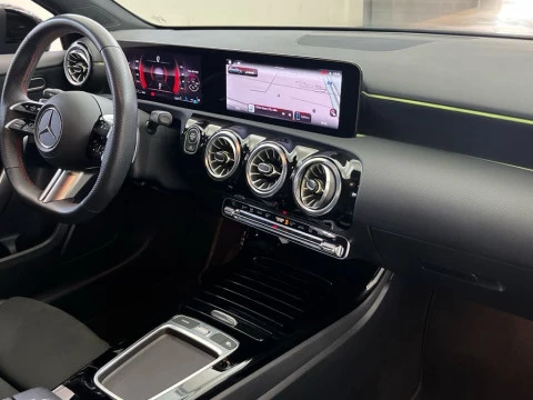 Mercedes-Benz Clase A 200 d Compacto