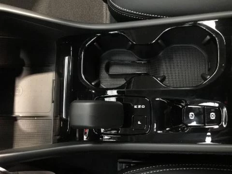 Volvo XC40 Recharge Plus, T4 plug-in hybrid, Eléctrico