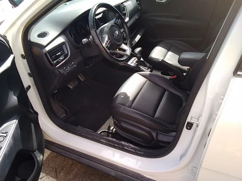 Kia Stonic 1.0 T-GDi 88kW (120CV) Black Edition DCT