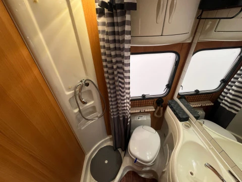 MCLOUIS LAGAN LAGAN 214