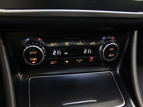 Mercedes-Benz CLA 200 d