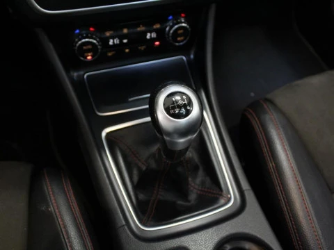 Mercedes-Benz CLA 200 d