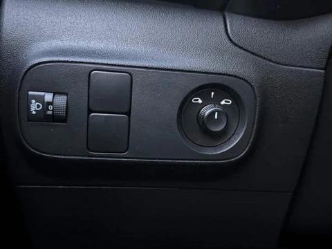 Citroën C3 PureTech 83 Plus 61 kW (83 CV)